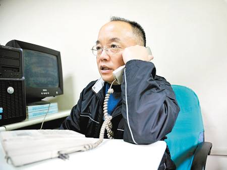 道路工地揚塵（chén）汙染嚴重，居民可通過（guò）電話投訴揚塵超（chāo）標